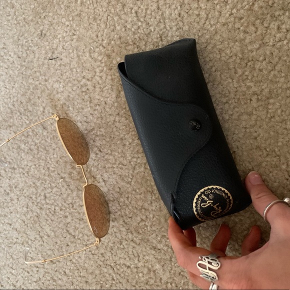 SOLD - Picture 3 of 4